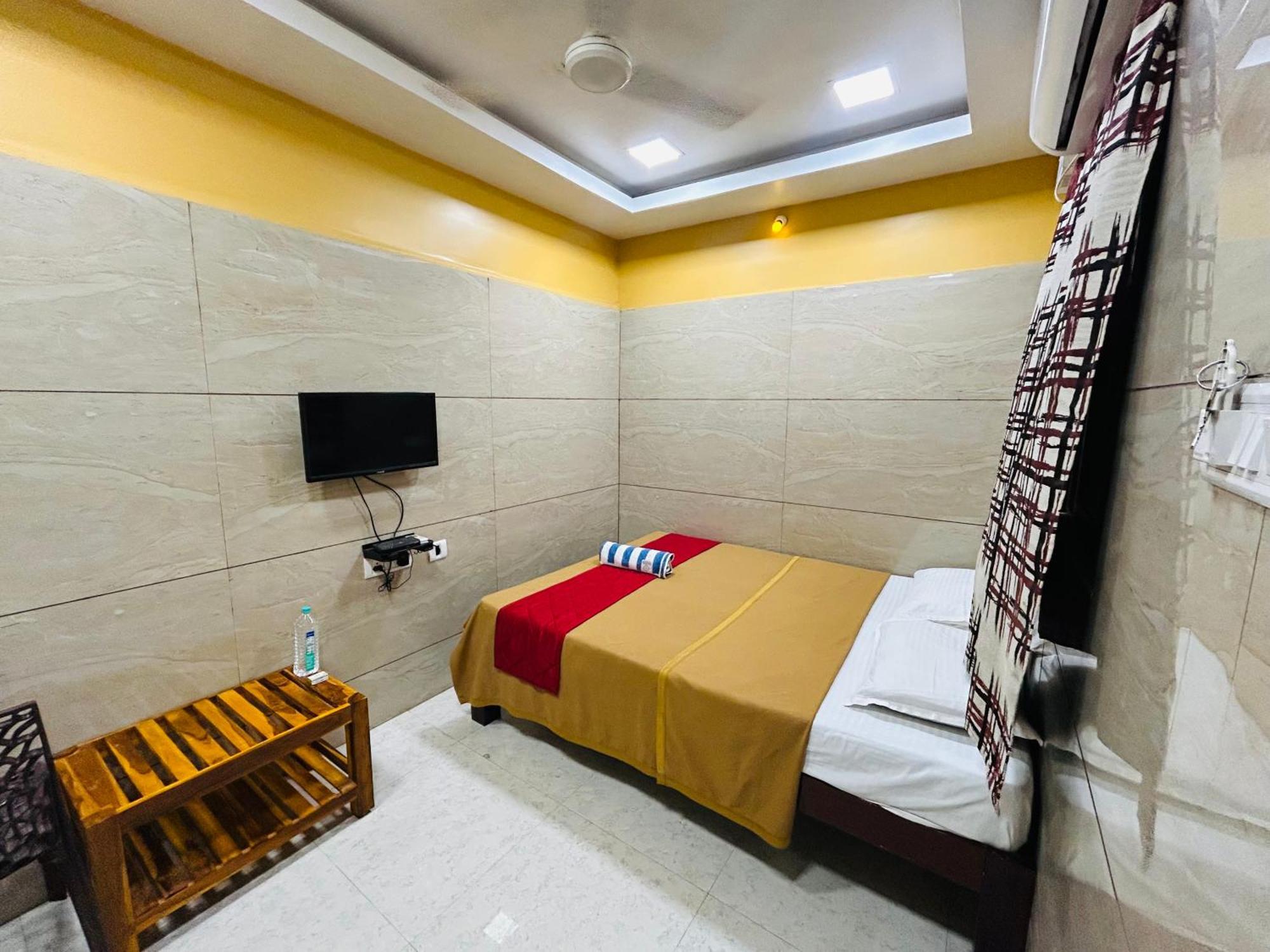 Hotel Sr Residency Kanchipuram Exterior foto